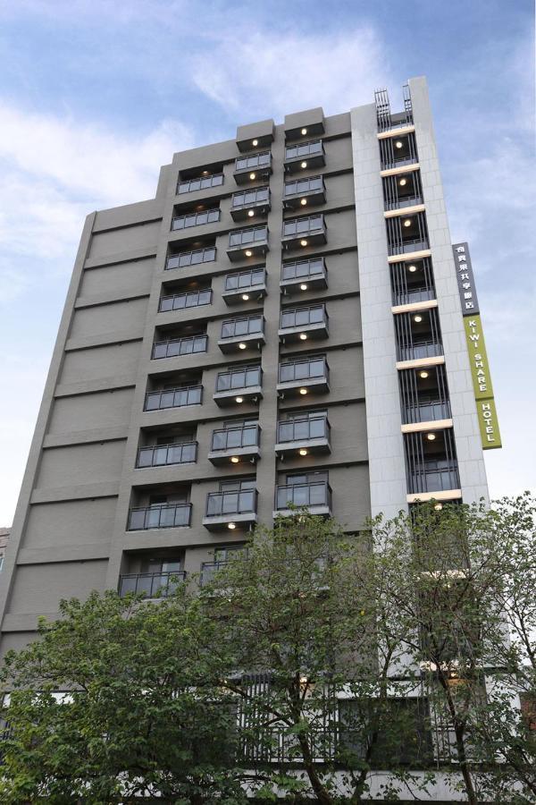 Kiwi Share Hotel Zhongli Luaran gambar