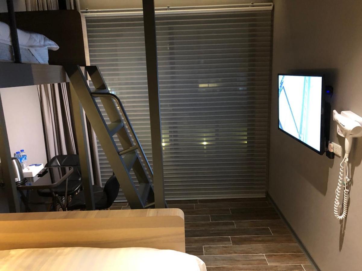 Kiwi Share Hotel Zhongli Luaran gambar